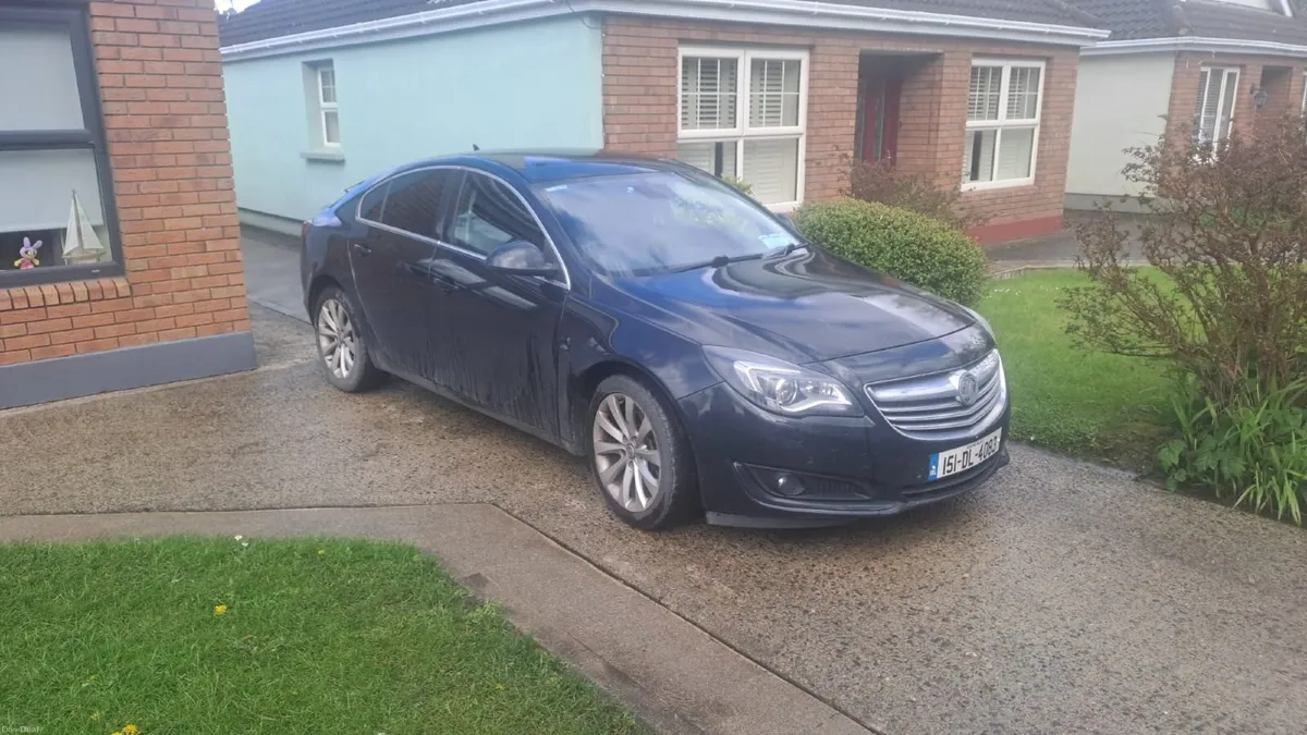 Vauxhall Insignia 2015 Auto - Image 1