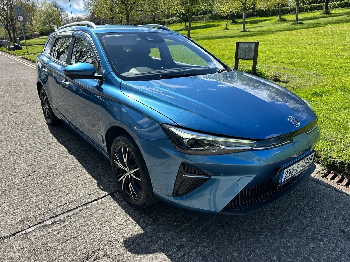 MG MG5 Exclusive Edition - Image 1