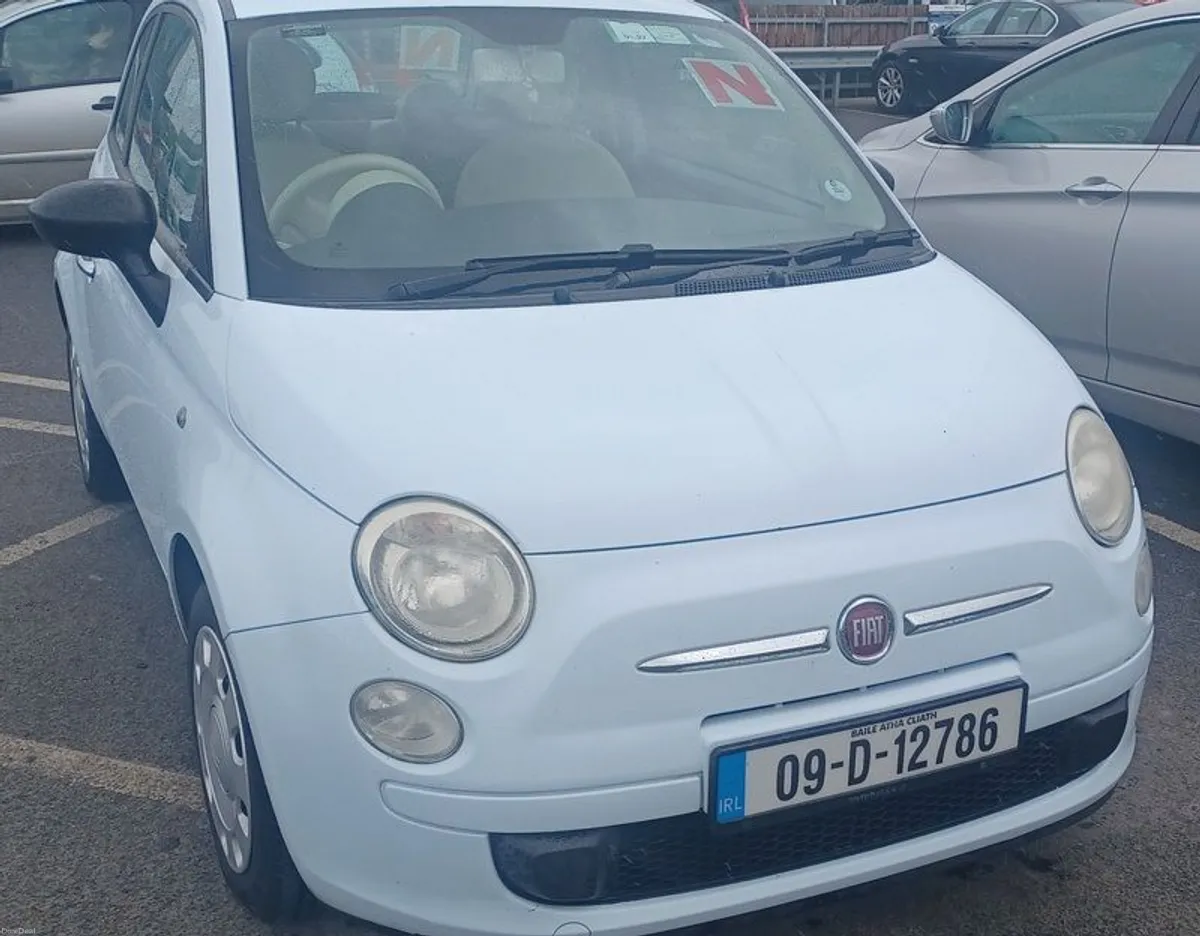 2009 Fiat 500 - Image 1