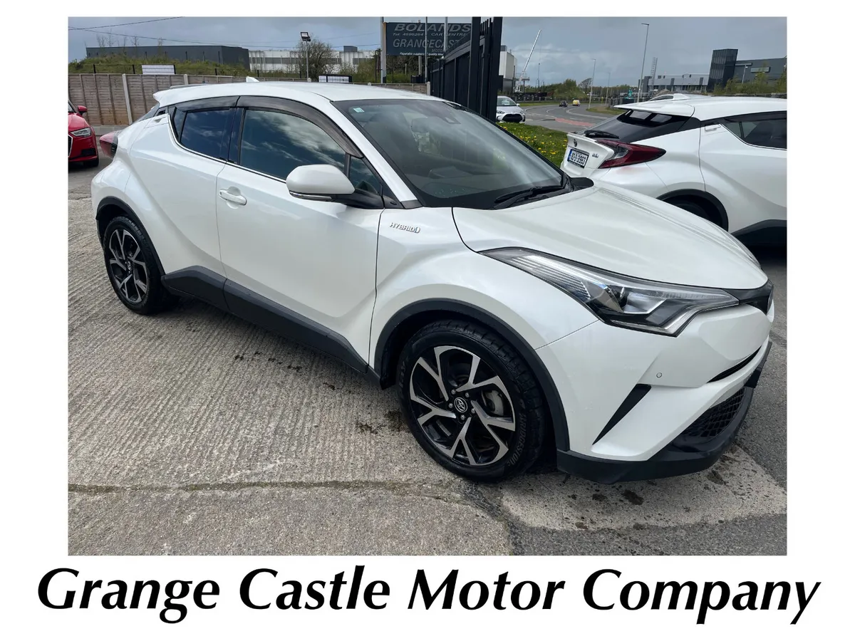 TOYOTA C-HR 2018, 1.8 HYBRID AUTO LOW KM HIGH SPEC - Image 1