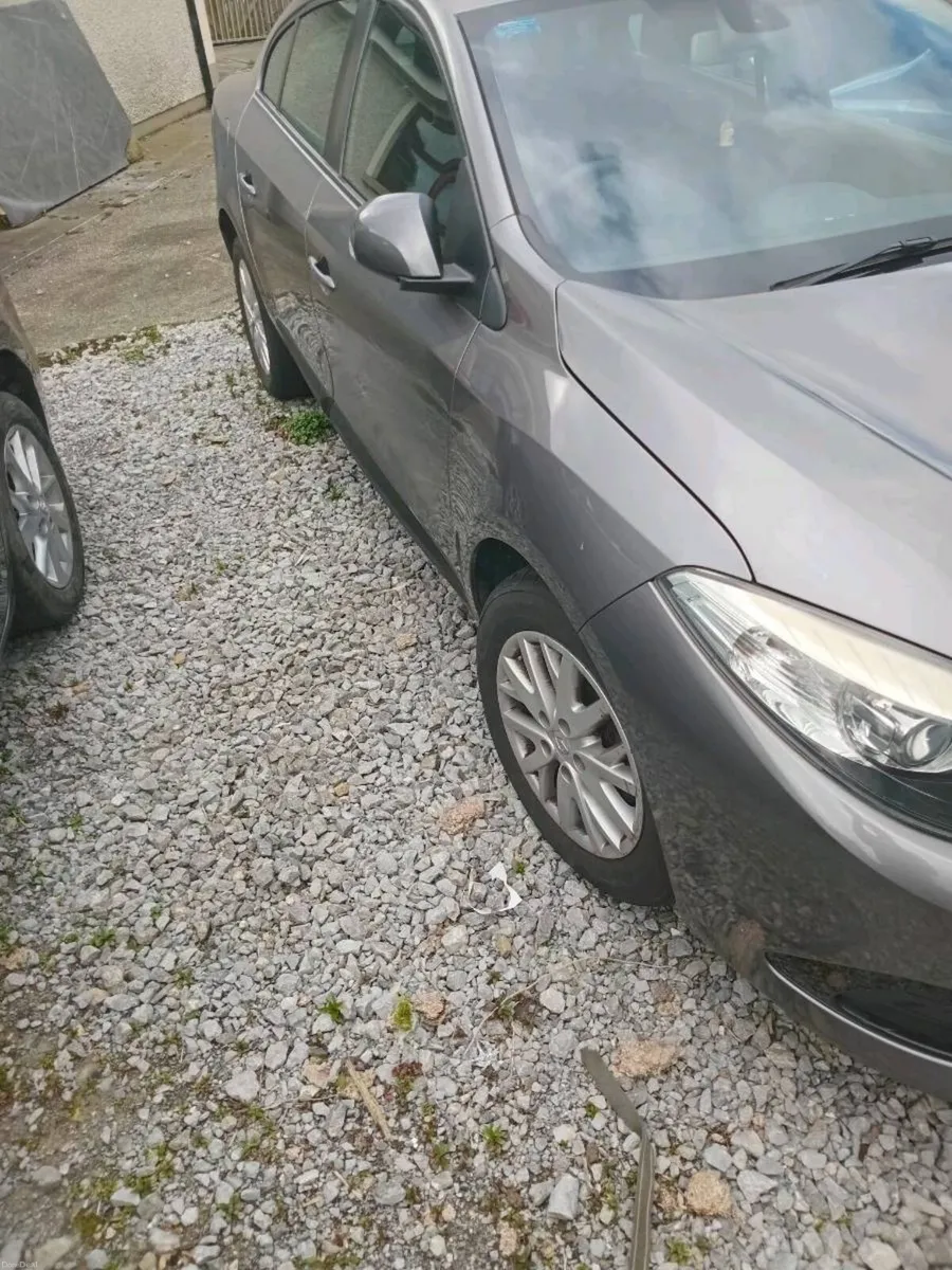 Renault Fluence 2016 NCT 03/28 - Image 3