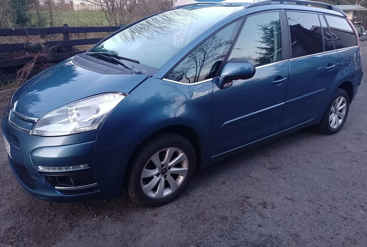 Citroen C4 Picasso 2011 - Image 1