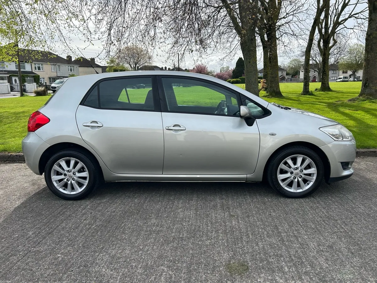2009 Toyota Auris 1.4 Limited Edition // New NCT - Image 2