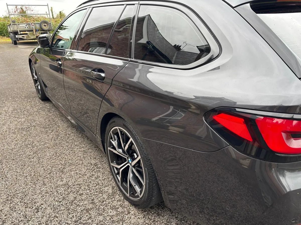 BMW 520d Touring M Sport - Image 2