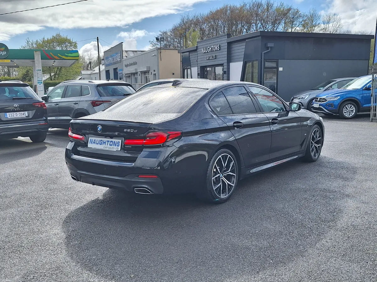 BMW 5-Series 520D M-Sport *High Spec/ - Image 3