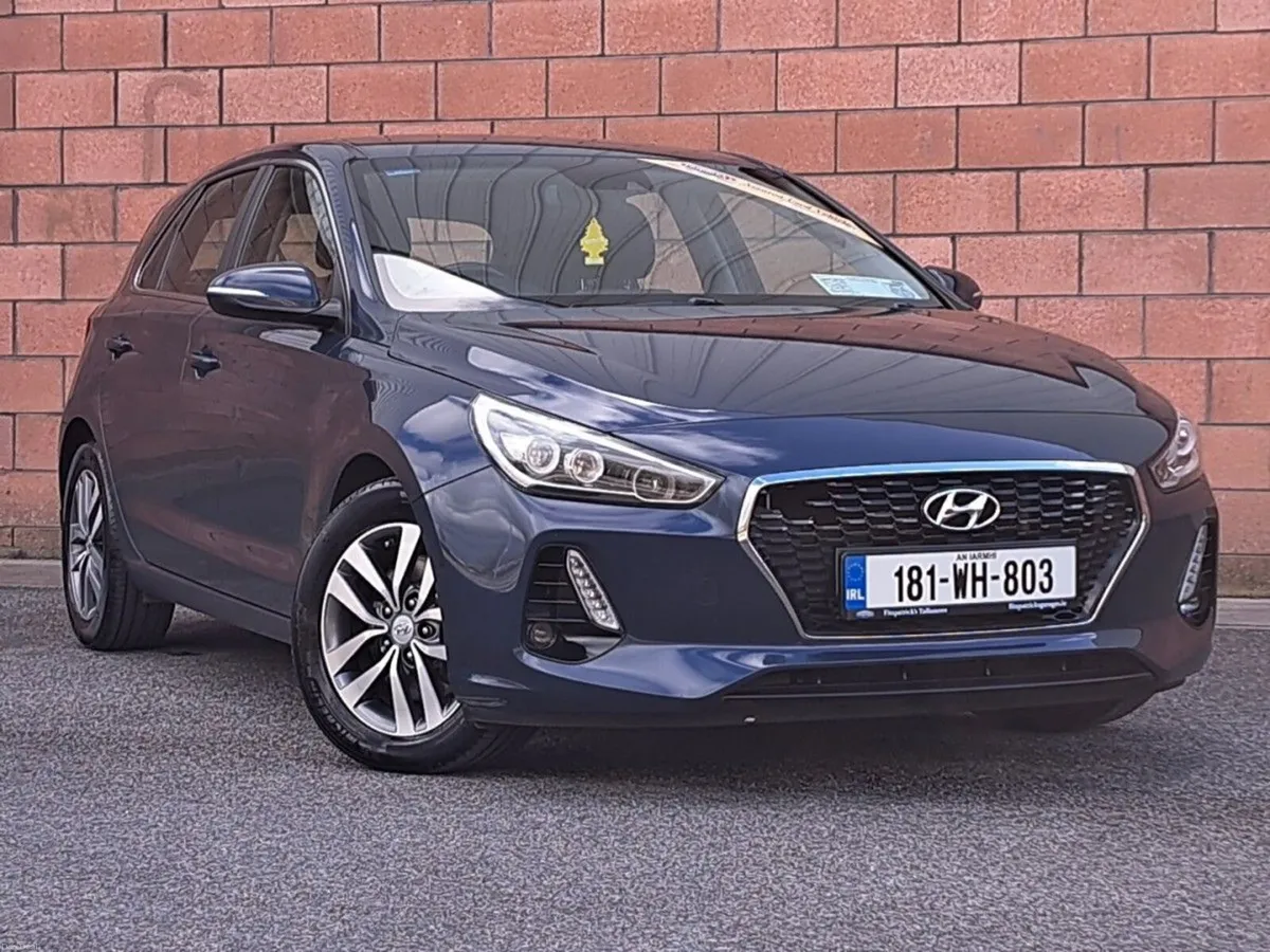 Hyundai i30 Deluxe Plus model 1.6 Diesel with full - Image 2
