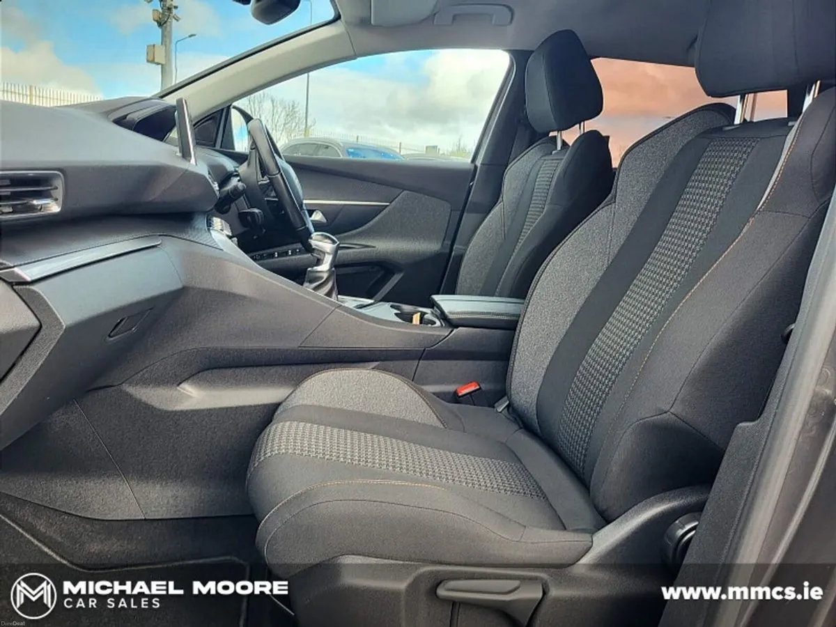 Peugeot 5008 1.5 BlueHDi 130BHP Active 5DR *(7 SEA - Image 4