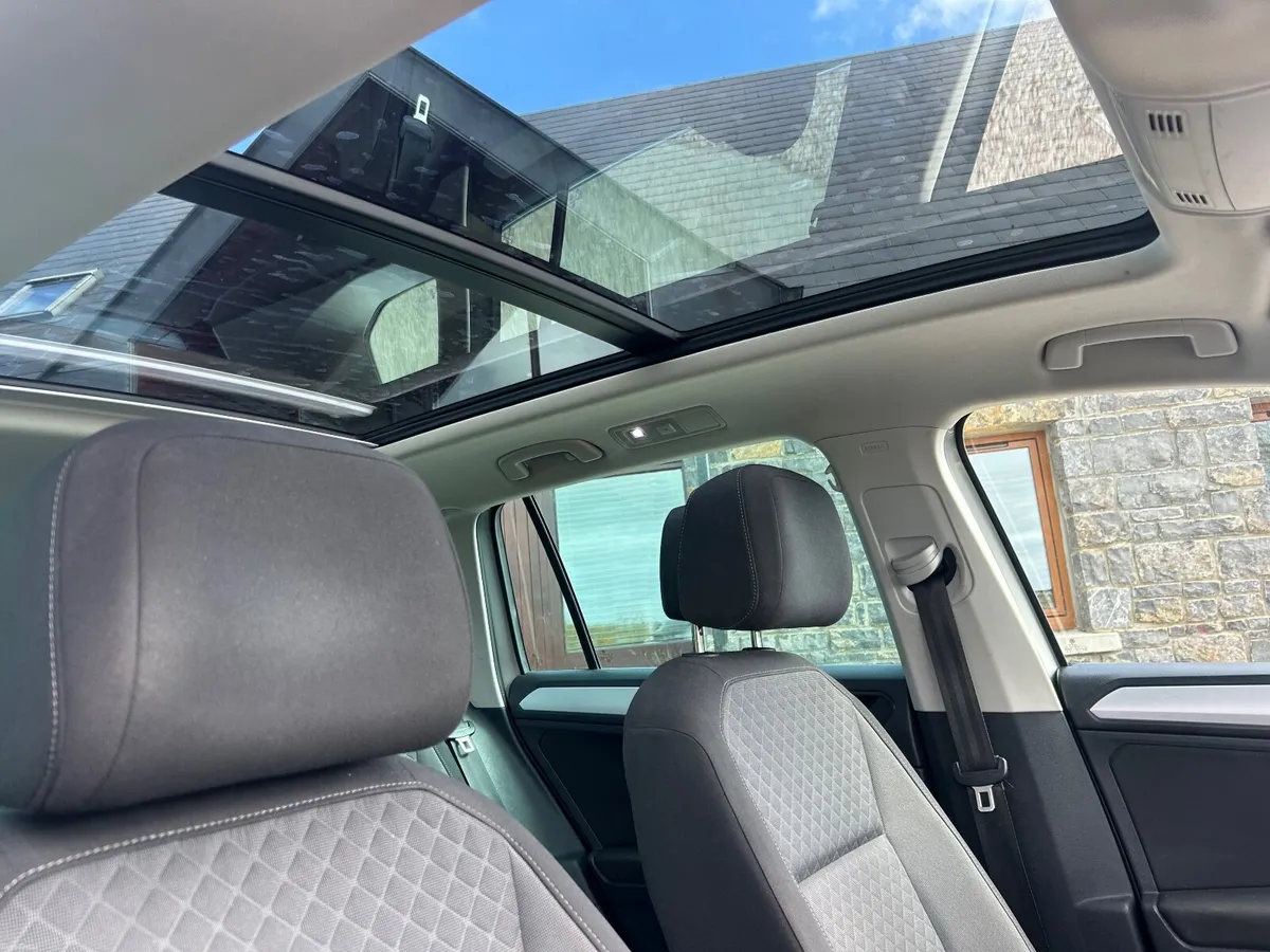 Volkswagen Tiguan 2019 - Image 4