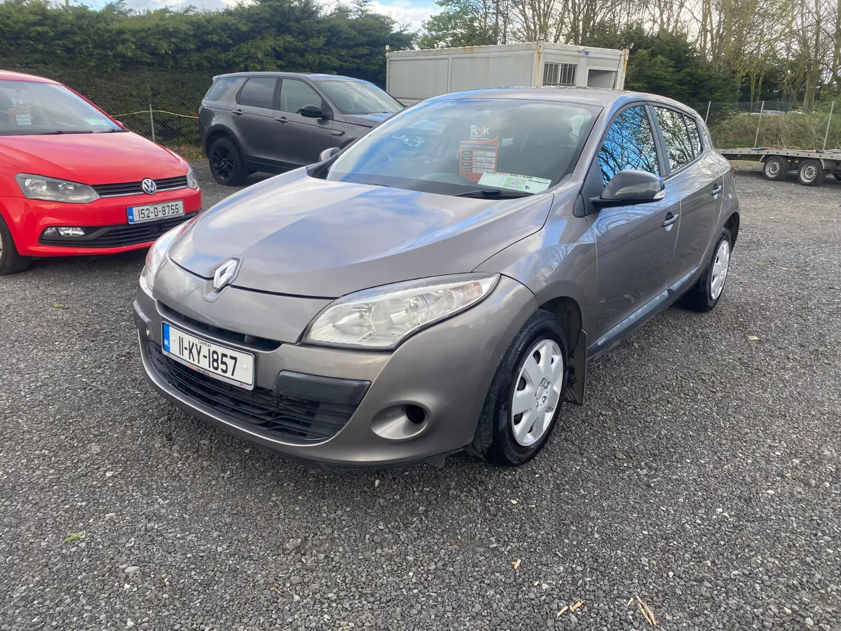 Renault Megane 2011 - Image 2