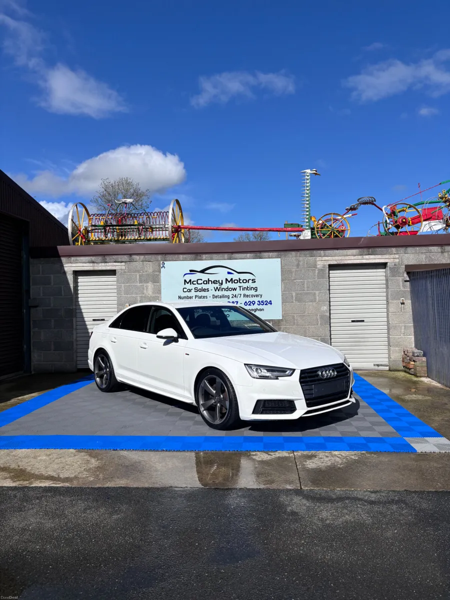 Audi A4  s line - Image 1