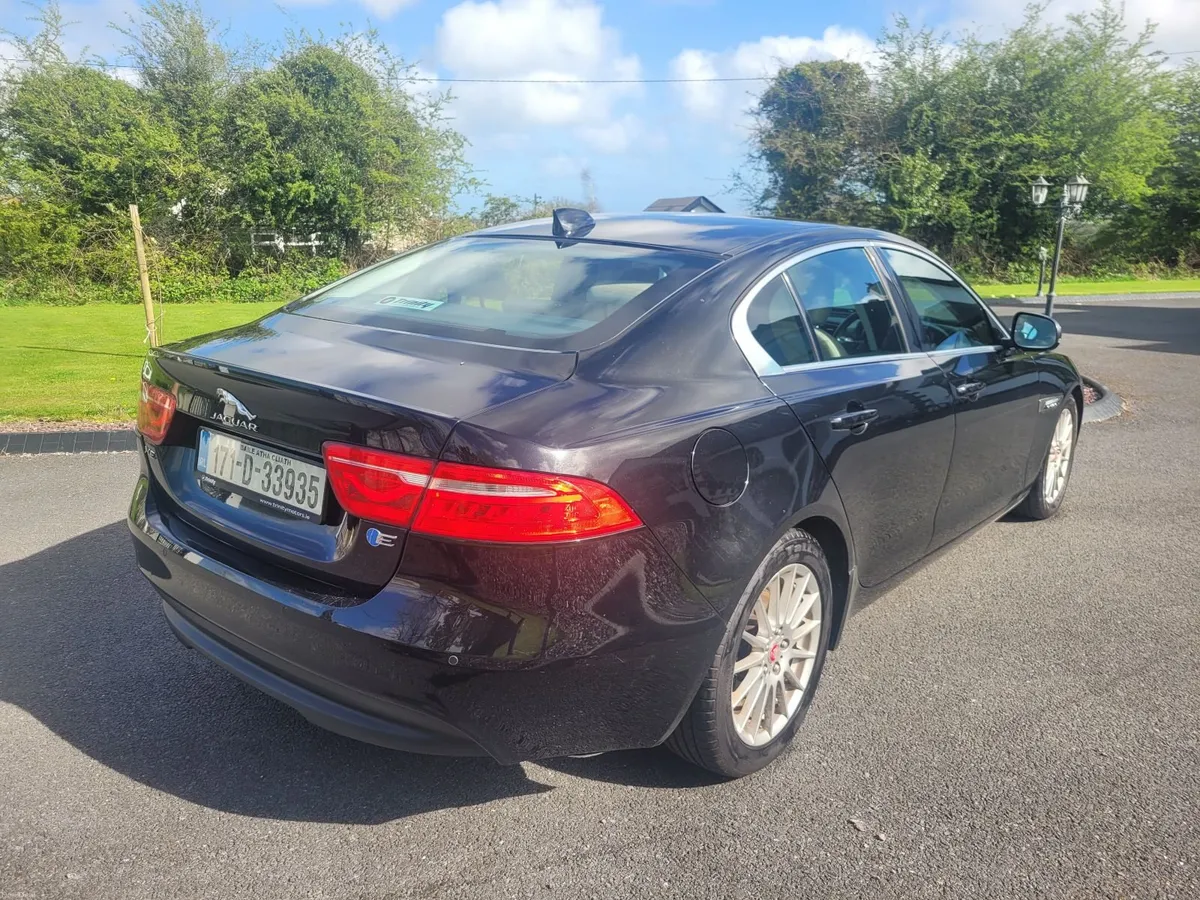 €6,950..2017 JAGUAR XE AUTOMATIC - Image 4