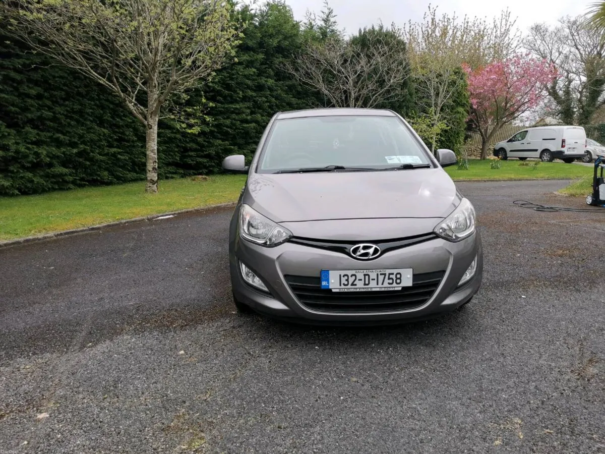 Hyundai i20 - Image 2