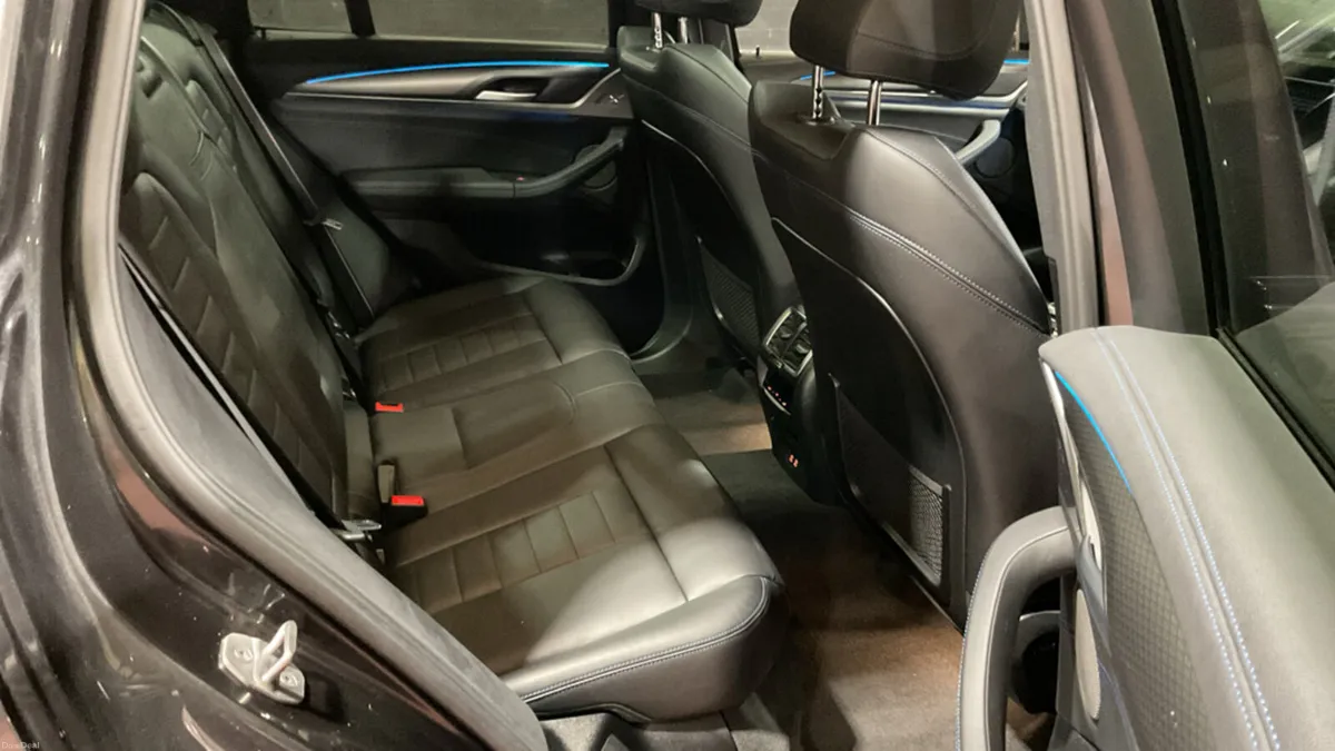 BMW IX3 M SPORT PRO 80KwH BATTERY // SUNROOF - Image 4