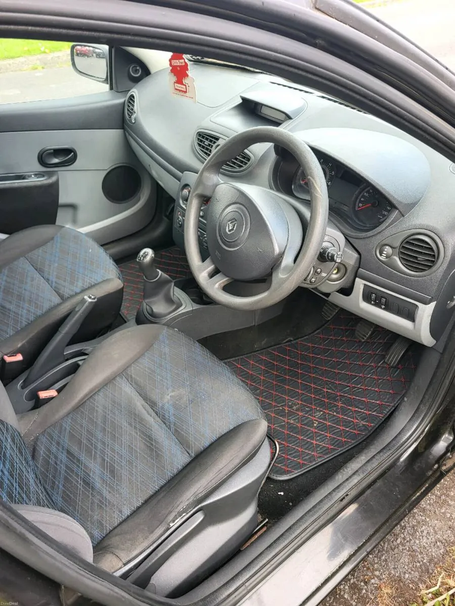 Renault clio - Image 4