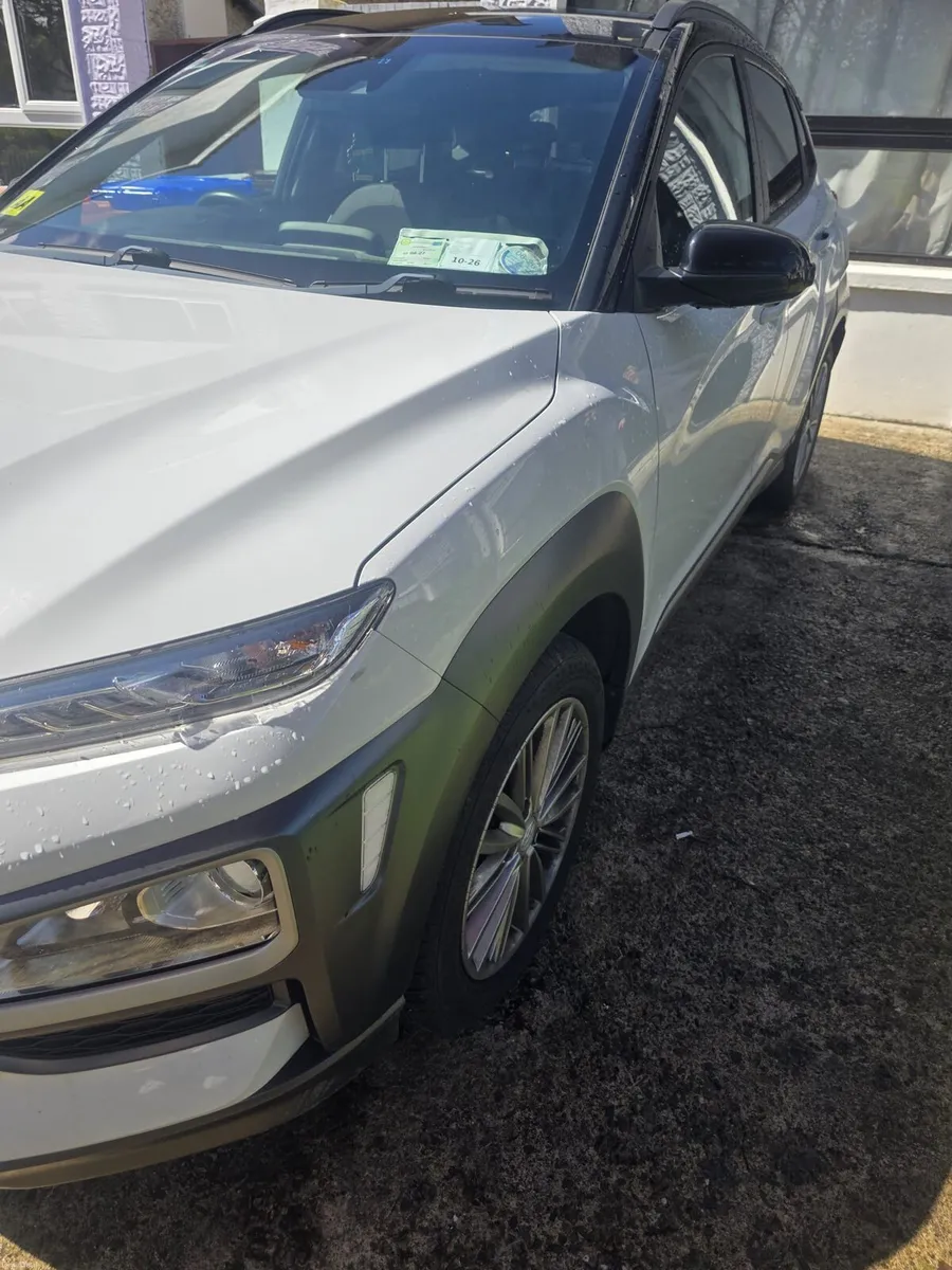 Hyundai Kona Executive Low Milage - Image 2