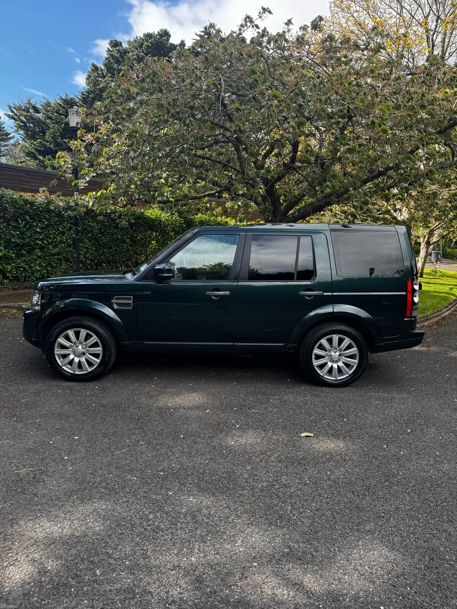 Land Rover Discovery 4(10/26 DOE) - Image 3