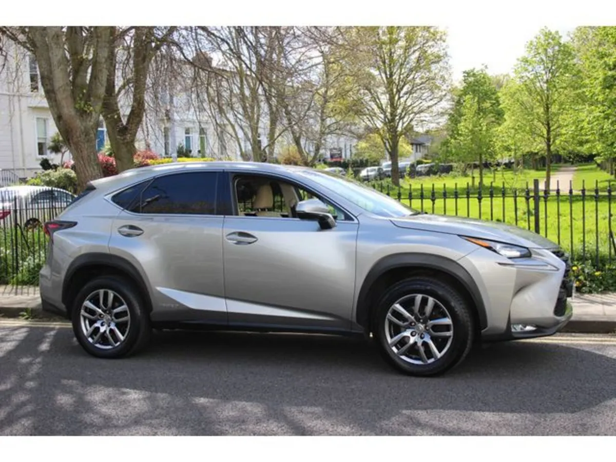 Lexus NX 300H Luxury 4WD E-cvt 5DR Auto - Image 4