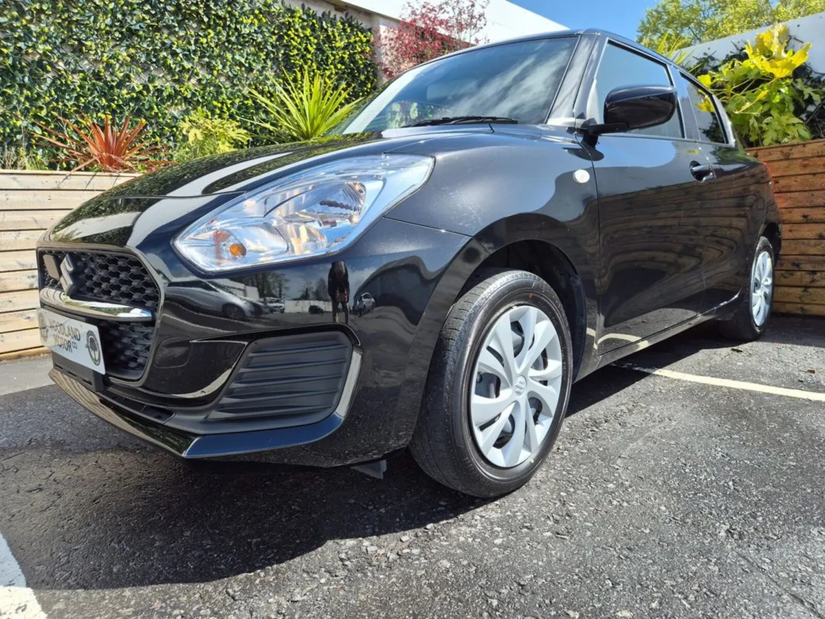 Suzuki Swift 1.25 PETROL AUTO XG SPEC / TAX €190 ( - Image 3