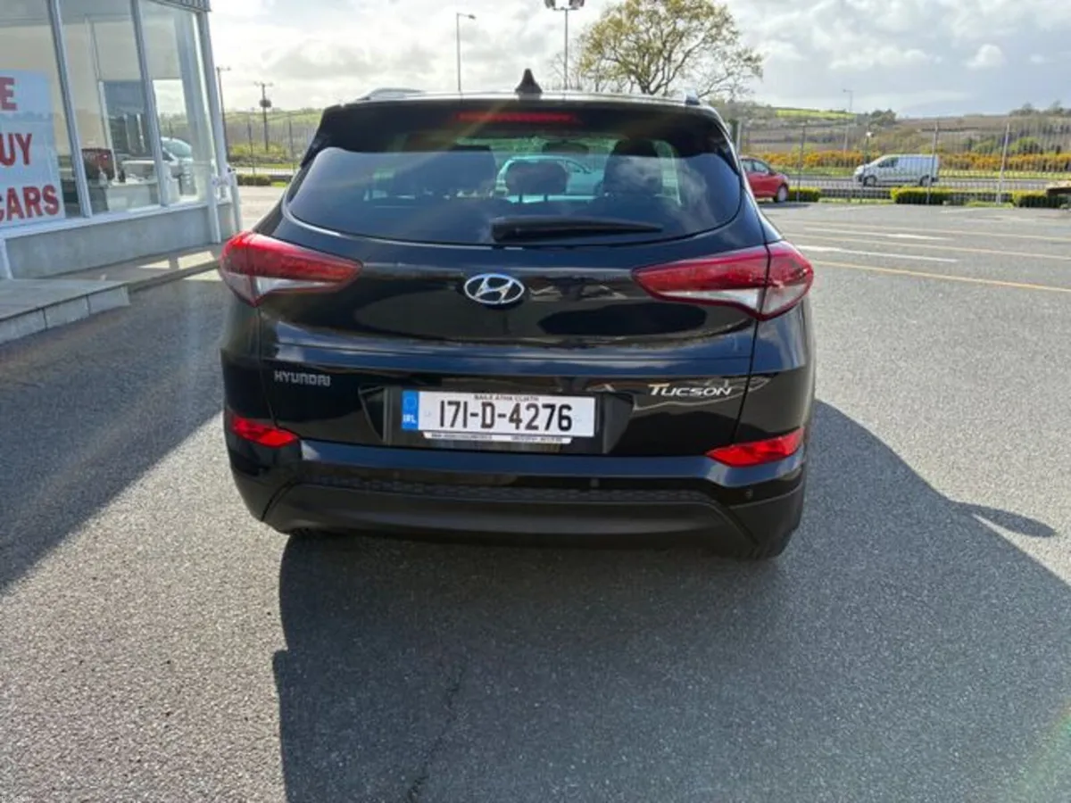 Hyundai Tucson 1.7 Executive 5DR - Image 4