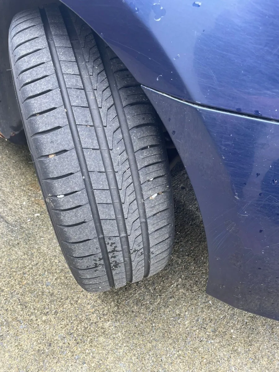 Volkswagen golf match - Image 4