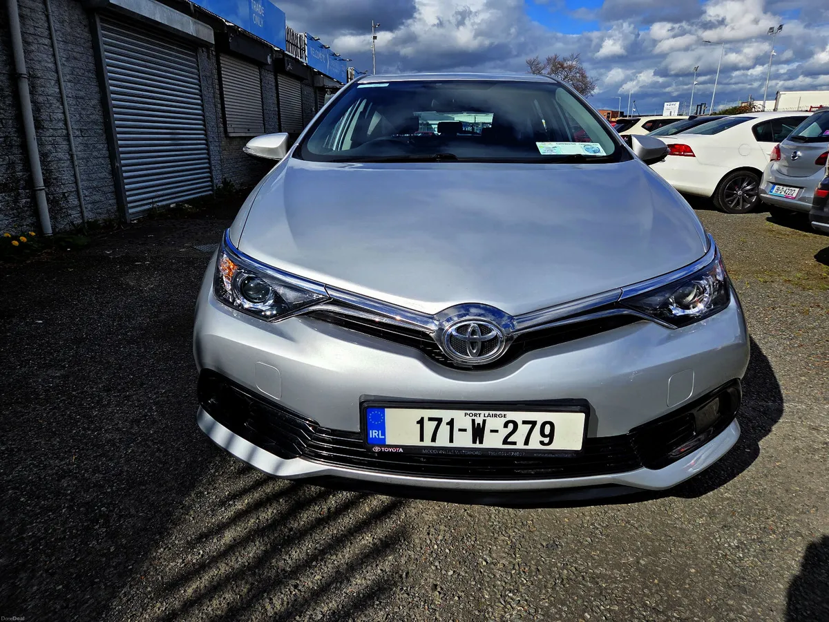 17 TOYOTA AURIS LowKM NCT TAX Warranty V.Clean Car - Image 2