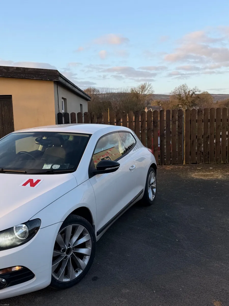Volkswagen Scirocco 2010 - Image 2