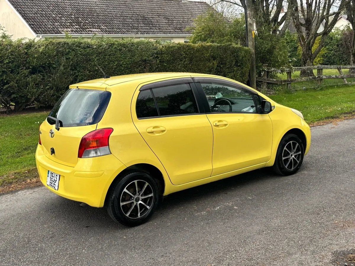 Toyota Vitz Automatic - Image 3
