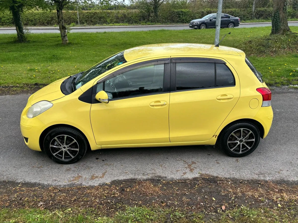 Toyota Vitz Automatic - Image 4