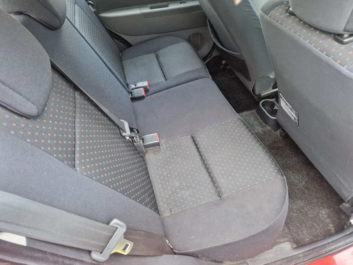 Daihatsu Sirion 2010 - Image 3