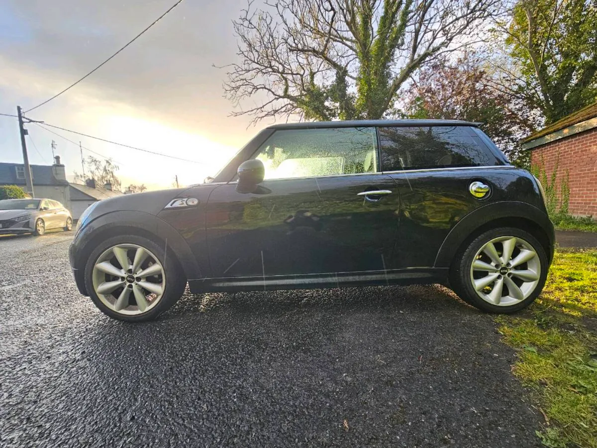 Mini Cooper S 2010 1.6l Turbo - Image 3