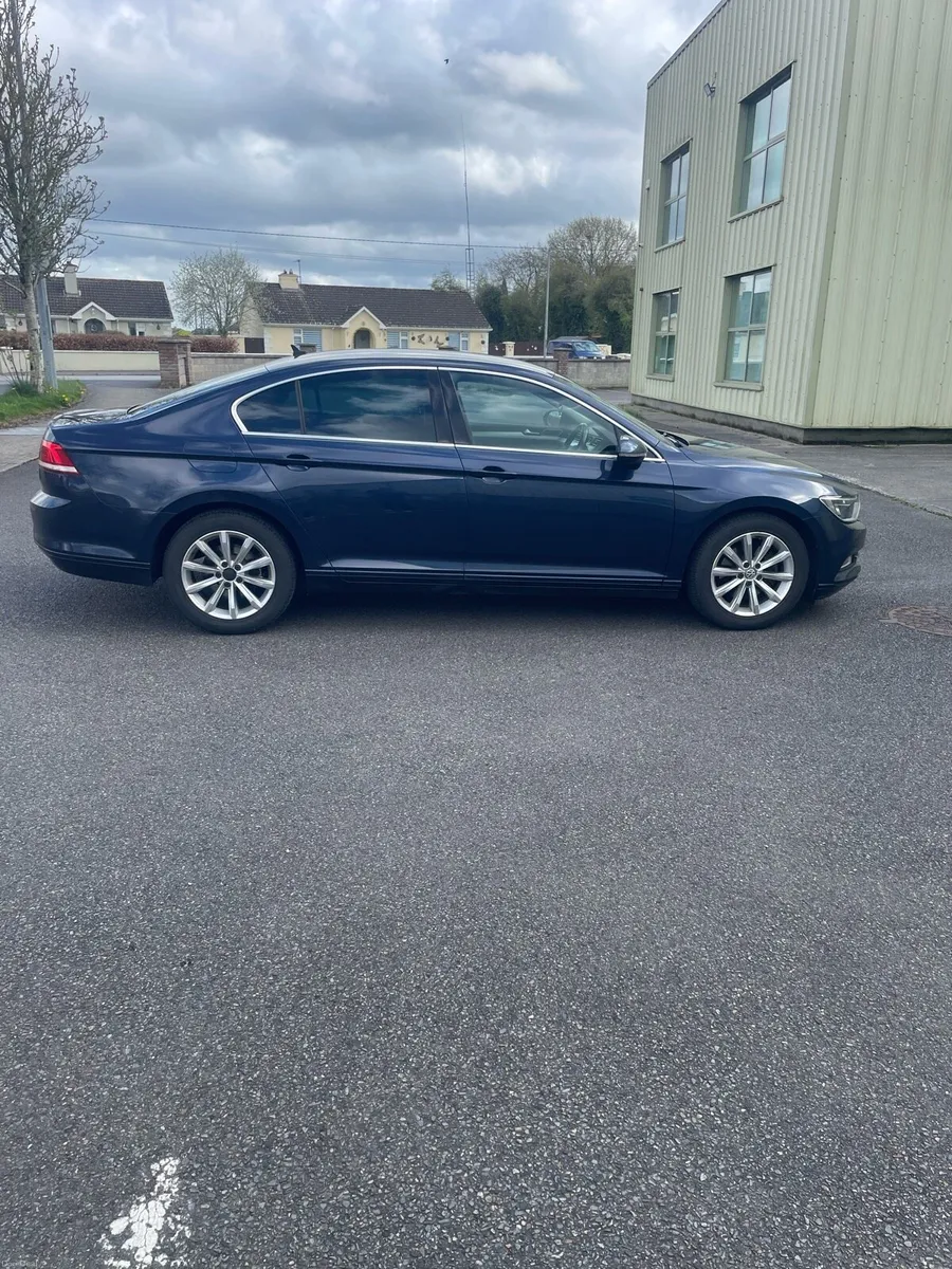 Volkswagen Passat 2.0 Litre Business Edition - Image 3