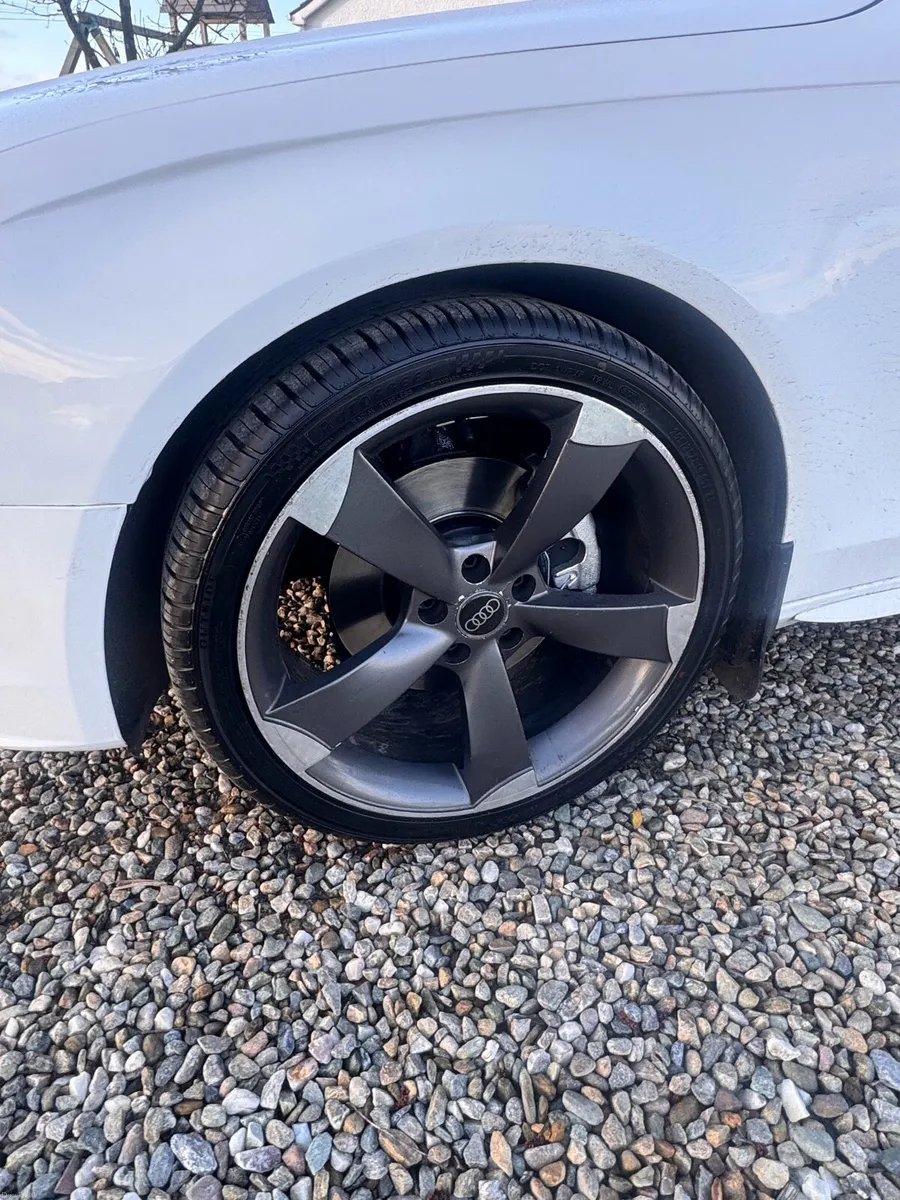 2014 Audi A4 2.0TDi - Image 3