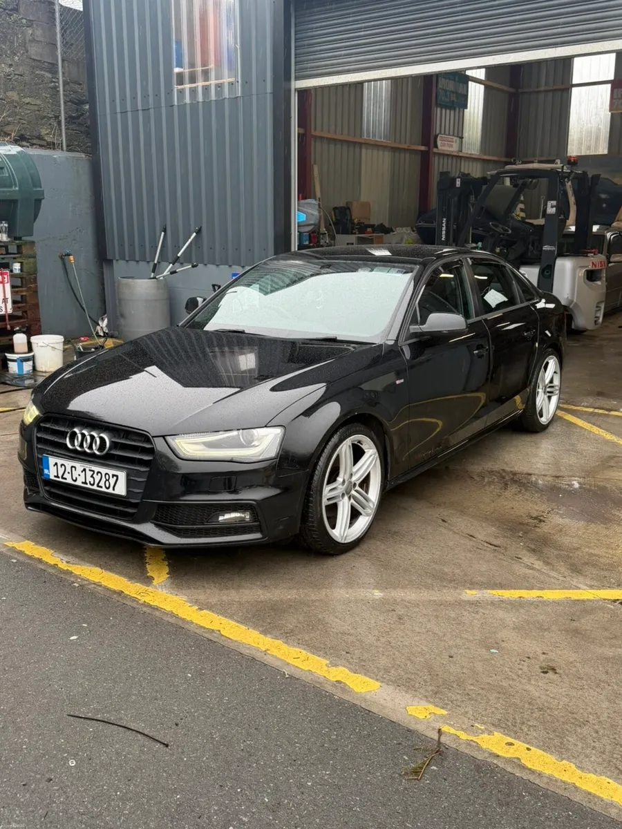 Audi a4 sline black edition b8.5 - Image 2