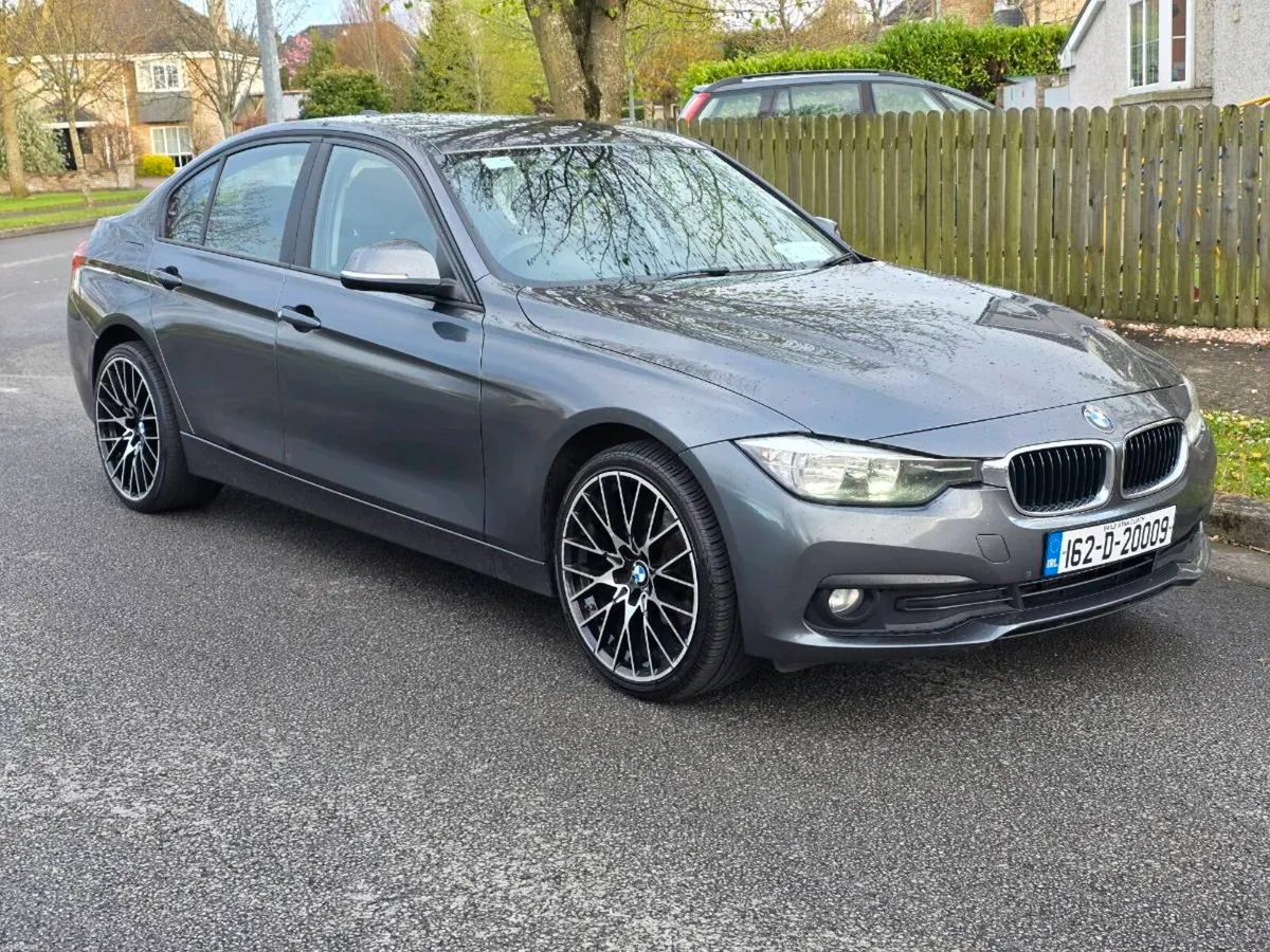 162 BMW 318D SE - Image 1