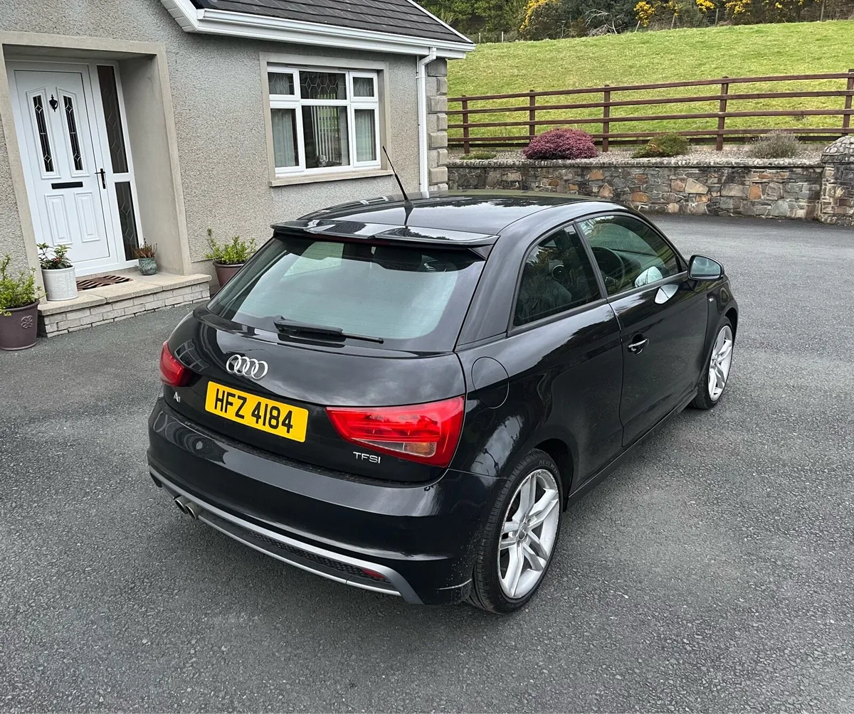 Audi A1 2011 S Line - Image 3