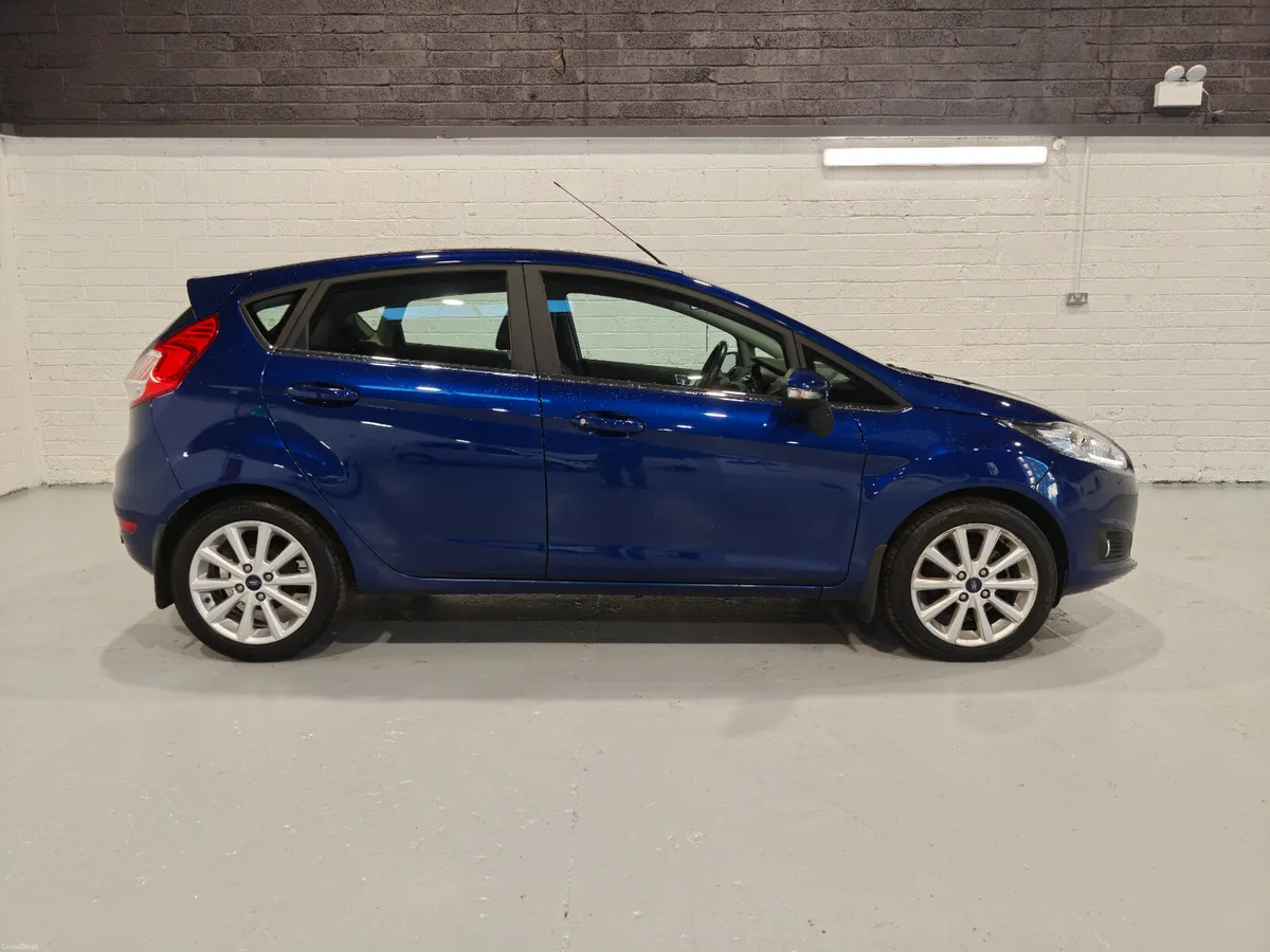 2017 FORD FIESTA TITANIUM 1.0L - Image 4