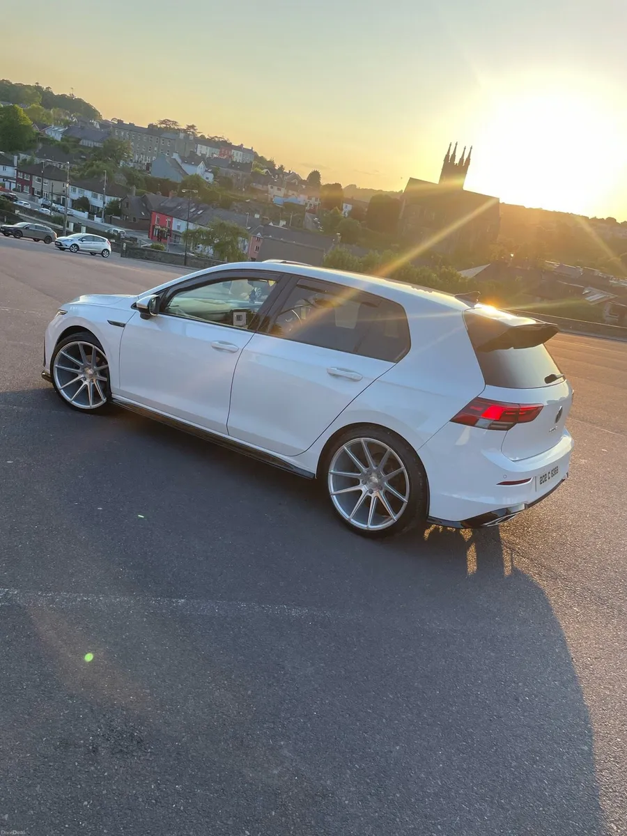 Volkswagon Golf R Line - Image 2