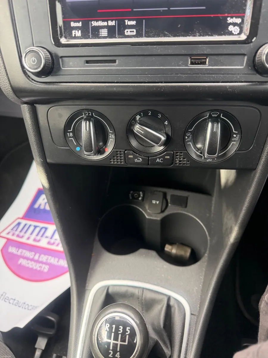 Volkswagen Polo 2010 Manual 1.2 TSI Petrol - Image 4