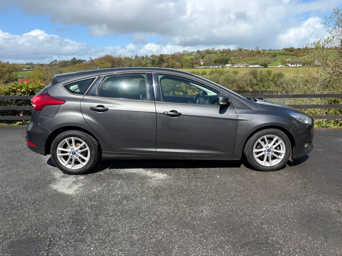 2017 Ford Focus 1.5TDCI STYLE - Image 3
