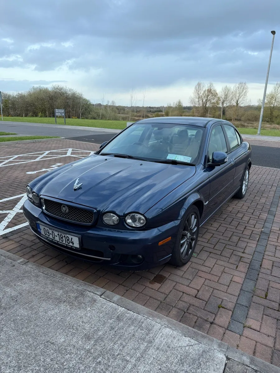 Jaguar X-Type - Image 1