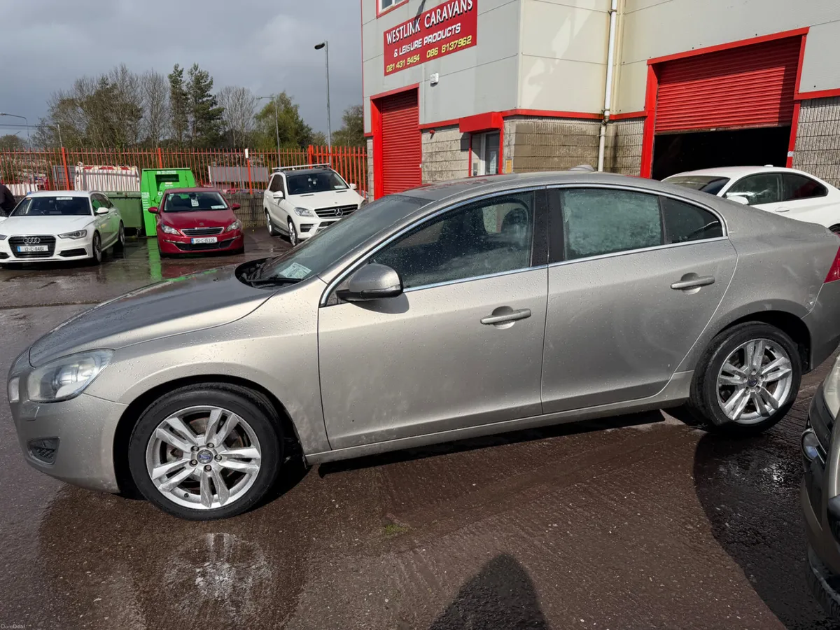 2013 Volvo S60 - Image 4