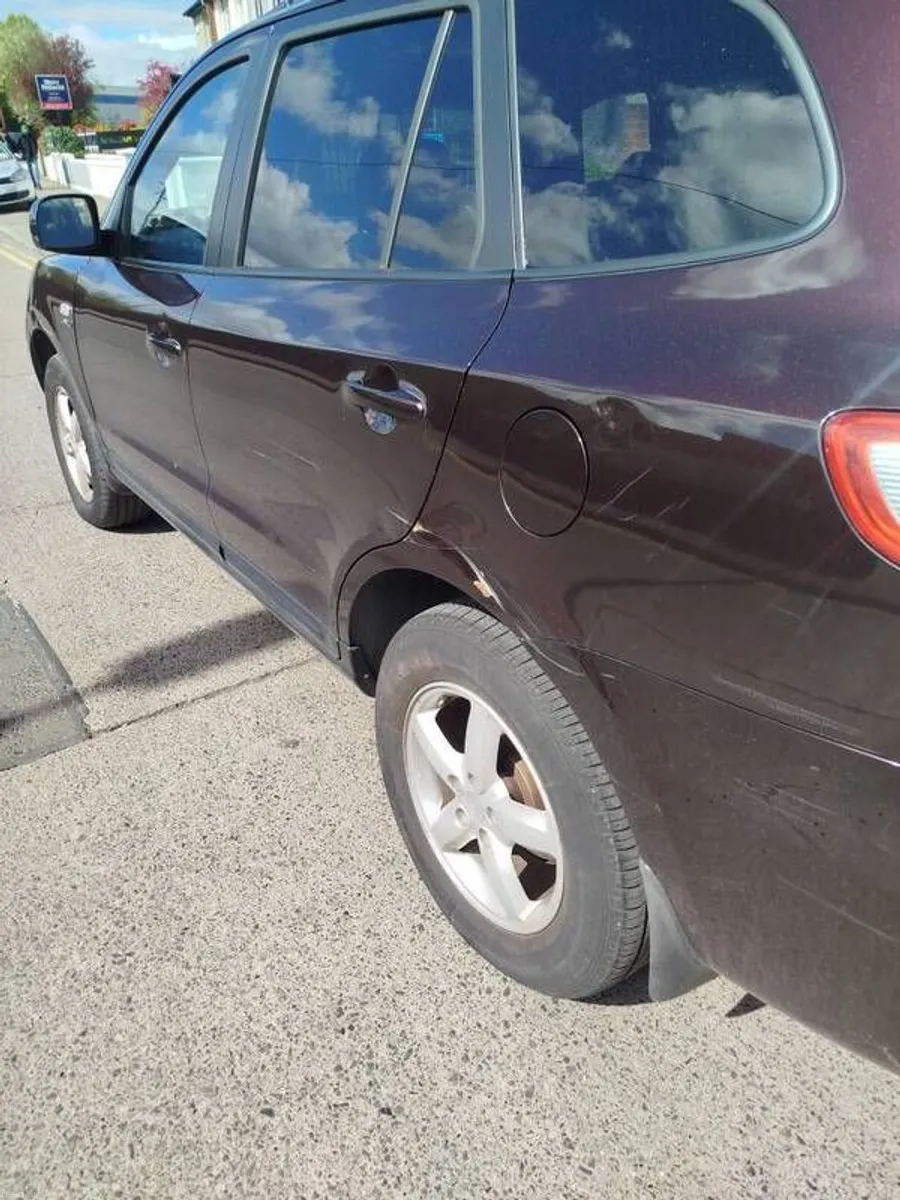 2007 Hyundai Santa Fe 7 seater! - Image 3