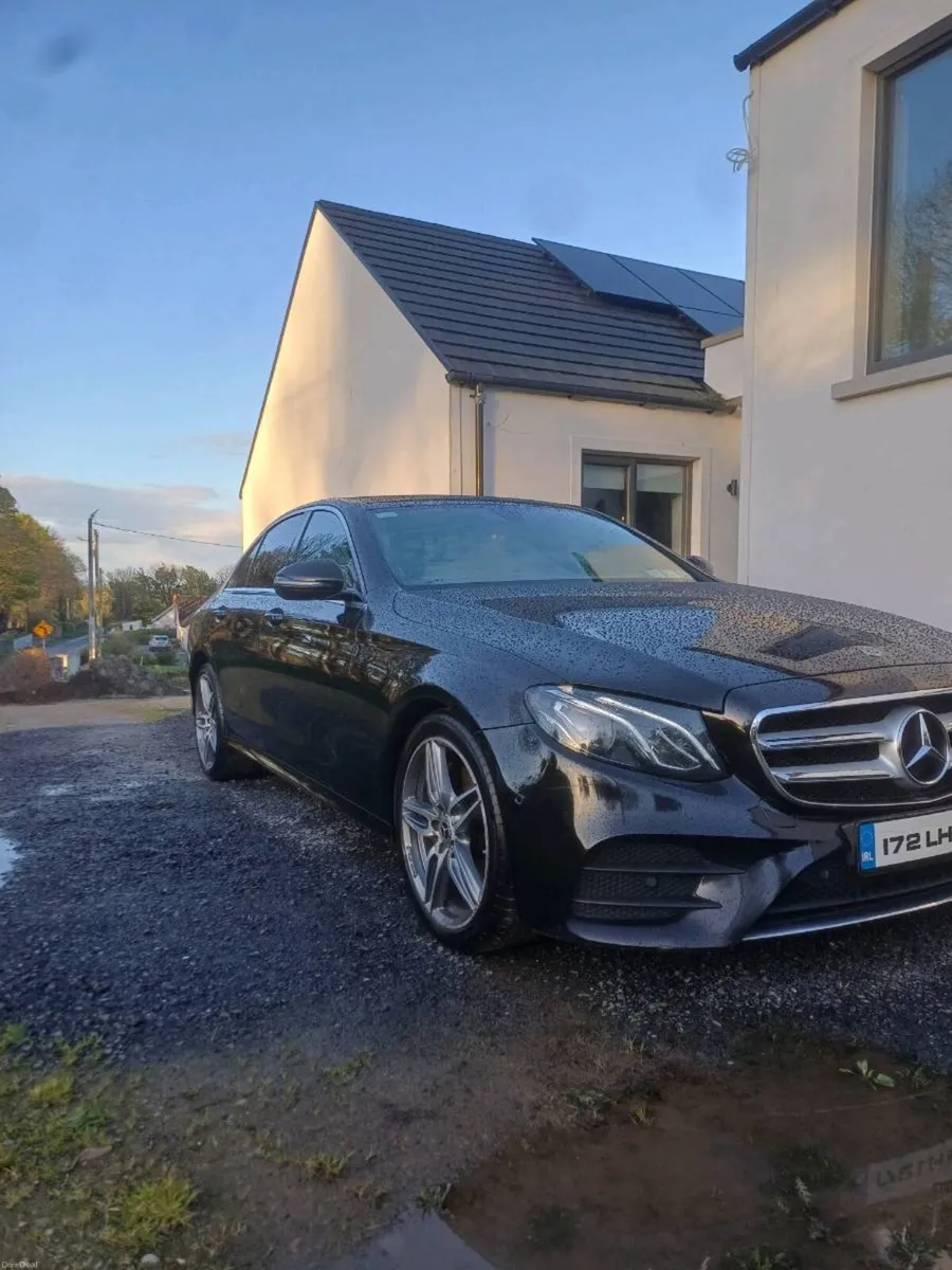 Mercedes E220 AMG - Image 2