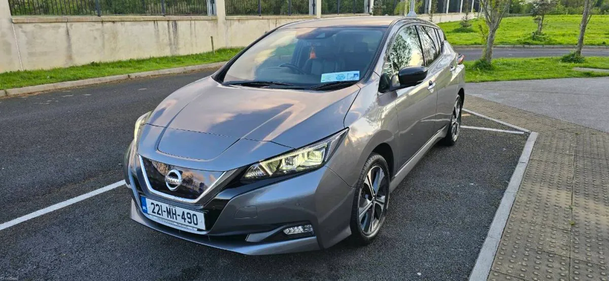 2022 Nissan Leaf 62 KW SV Premium - Image 1