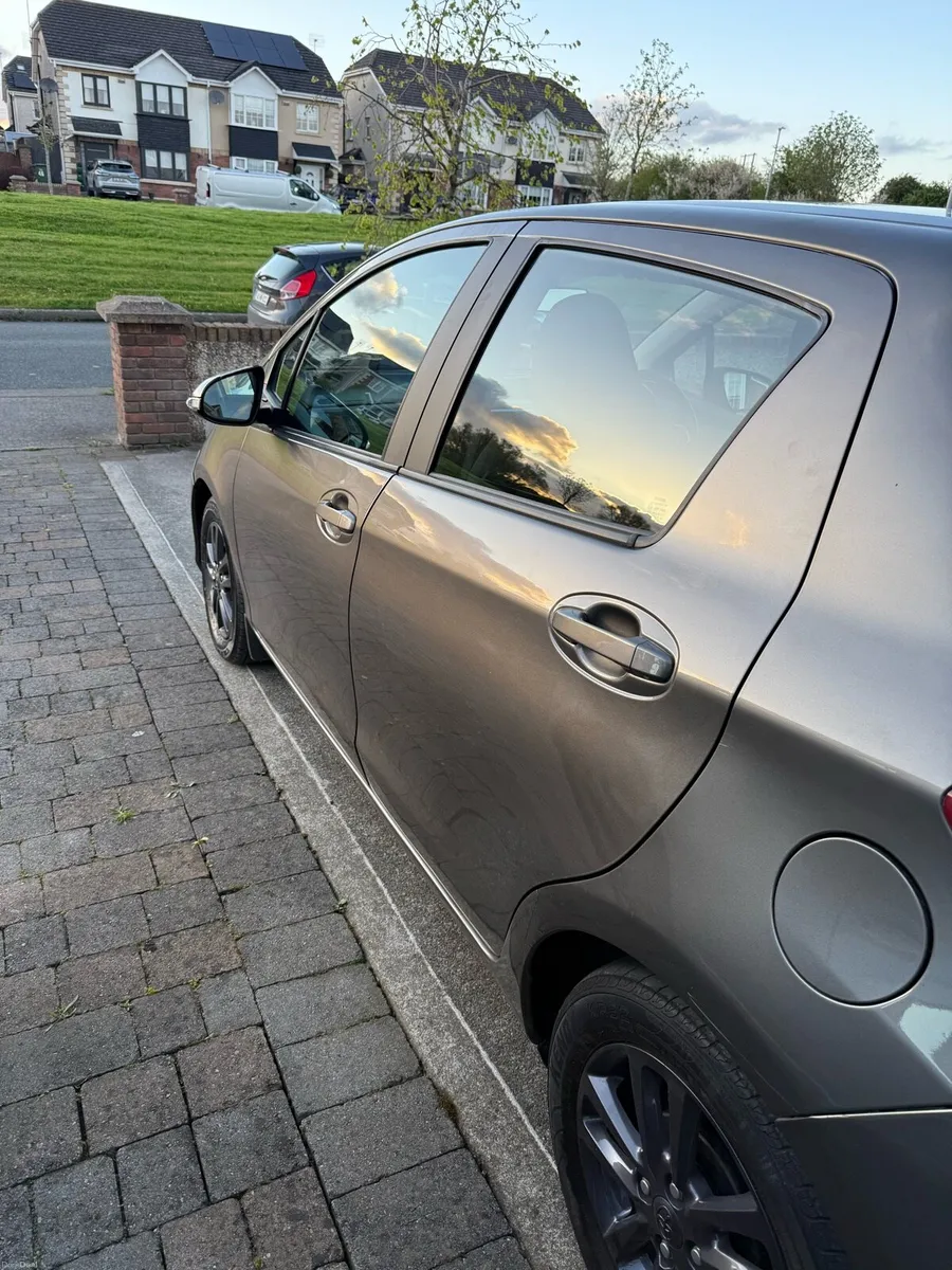 Toyota Yaris 1.4 D-4D Luna (2017) - Image 4