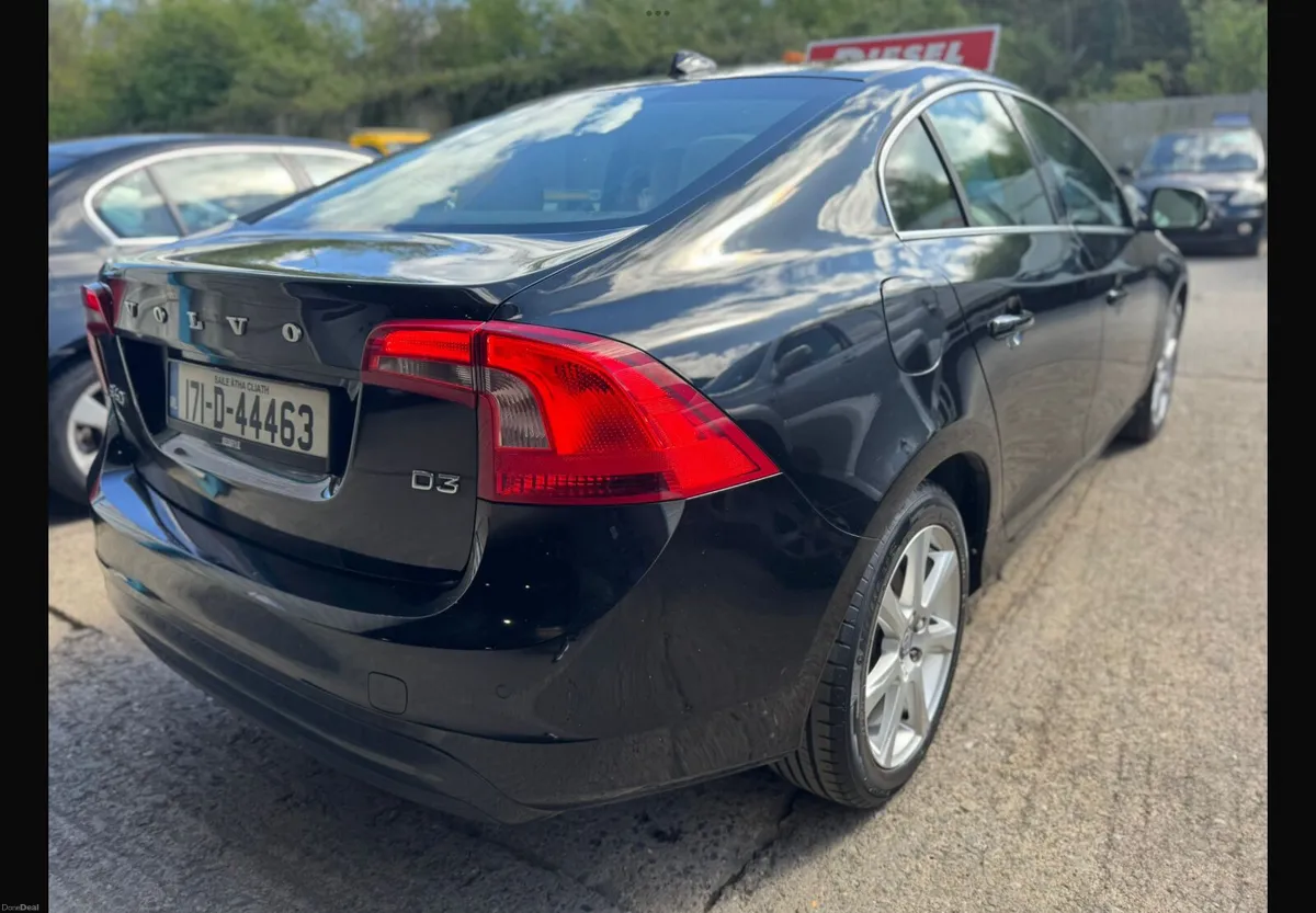 Volvo S60 2017 - Image 4