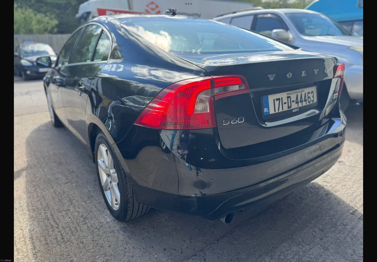 Volvo S60 2017 - Image 3