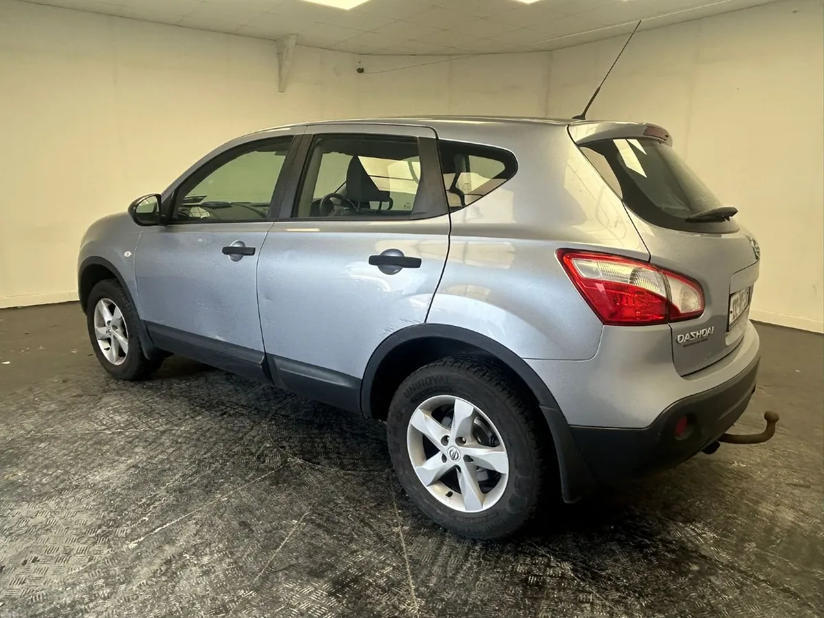Nissan Qashqai 2013 - Image 2