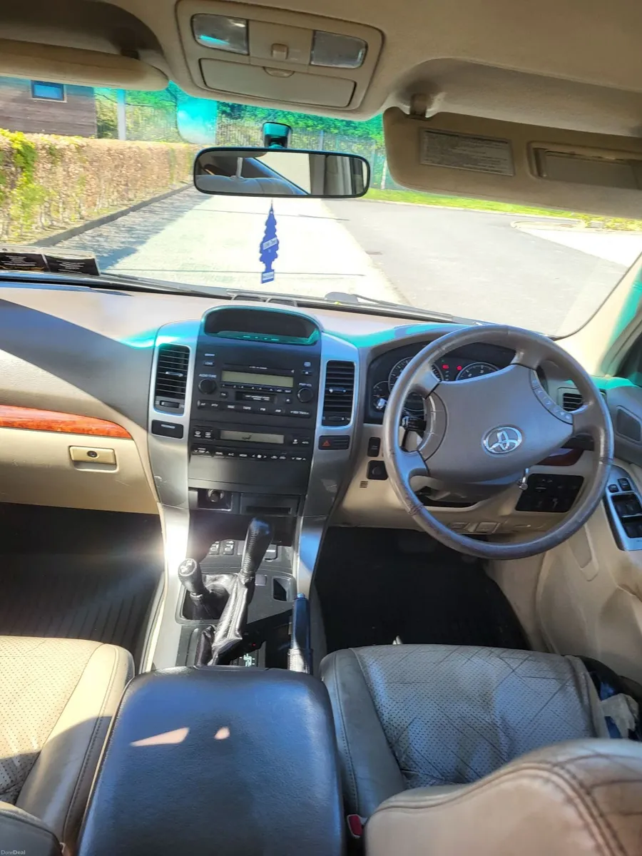 Toyota LandCruiser 2008 - Image 2