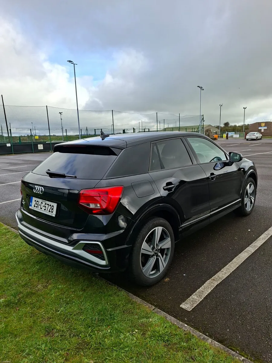 Audi Q2 S-Line 251 - Image 3